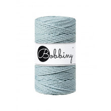 Načíst obrázek do prohlížeče Galerie, Bobbiny macramé 3PLY 3 mm regular (rozčesatelná)
