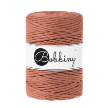 Načíst obrázek do prohlížeče Galerie, Návin 10/20 m - Bobbiny Macramé XXL 5 mm regular (rozčesatelná)
